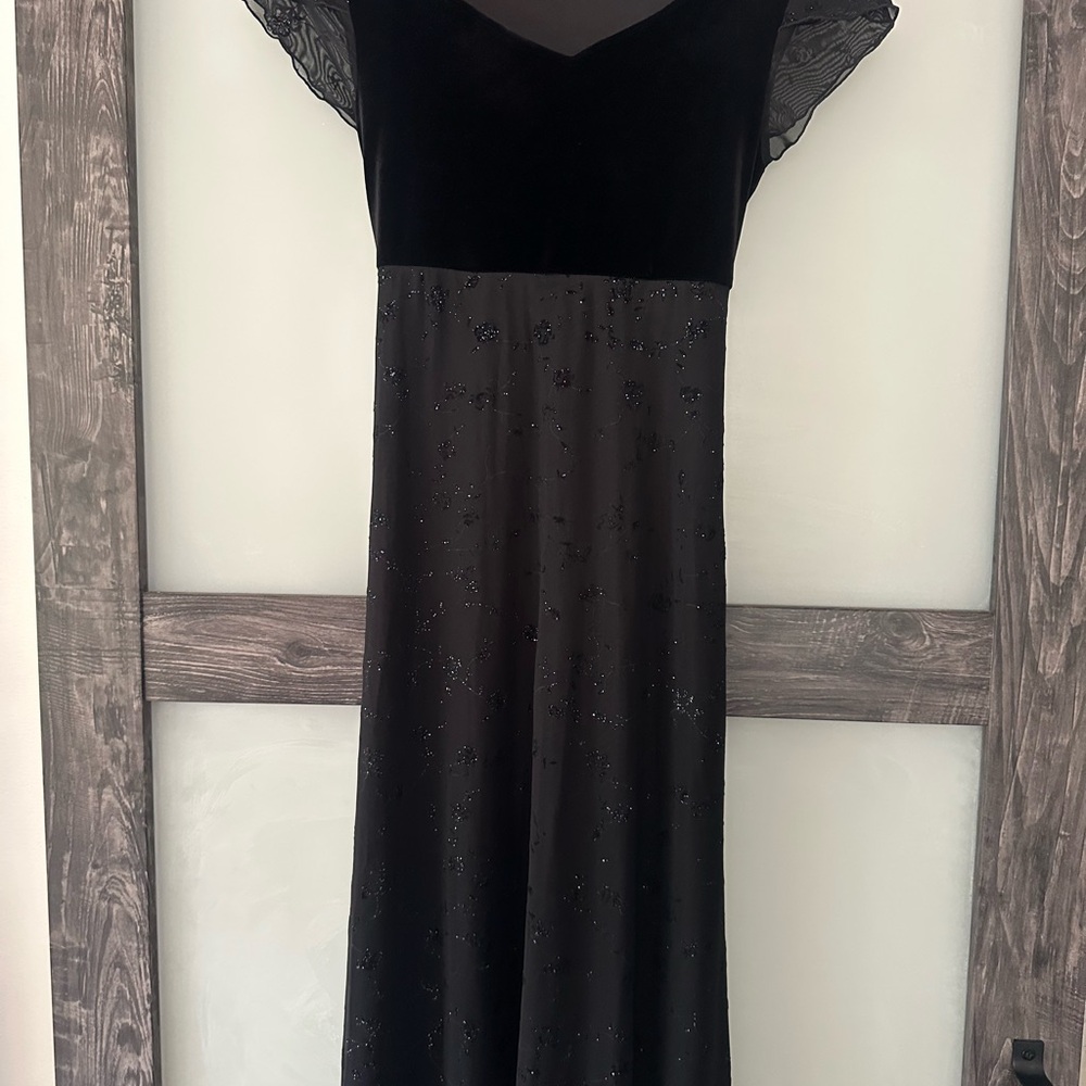 Elegant Black Evening Dress
